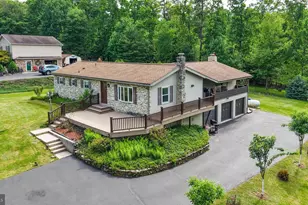 417 Mohave Dr, Auburn, PA 17922 - Photo 2