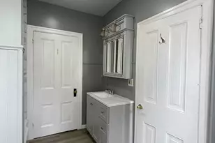108 N George St, Pottsville, PA 17901 - Photo 12