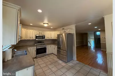 526 Lantern Green Way, Orwigsburg, PA 17961 - Photo 2