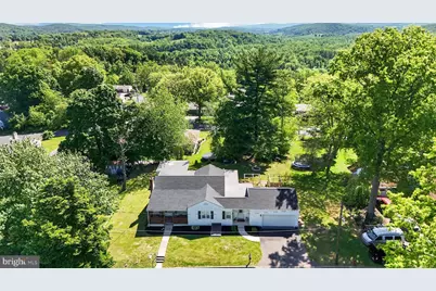 161 Avenue C, Schuylkill Haven, PA 17972 - Photo 2