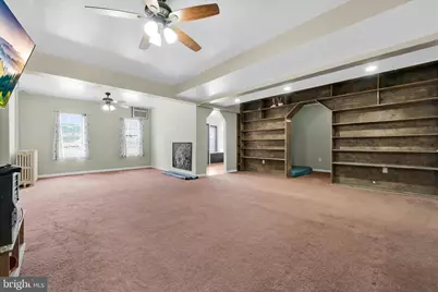 1019 W Main Street, Valley View, PA 17983 - Photo 10