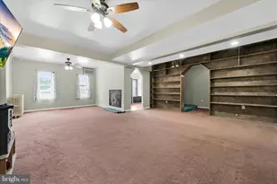 1019 W Main St, Valley View, PA 17983 - Photo 10