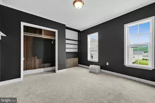 1019 W Main St, Valley View, PA 17983 - Photo 28