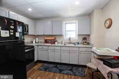 1130 W Norwegian Street, Pottsville, PA 17901 - Photo 8