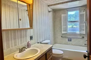 512 E Blaine St, McAdoo, PA 18237 - Photo 18