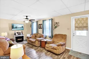 226 W Tammany St, Orwigsburg, PA 17961 - Photo 16