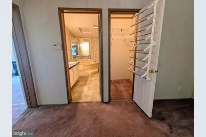 180 St Clair Avenue, Pottsville, PA 17901 - Photo 38