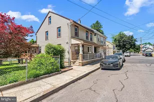 204 E Independence St, Orwigsburg, PA 17961 - Photo 32
