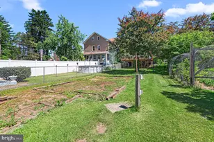 204 E Independence St, Orwigsburg, PA 17961 - Photo 30