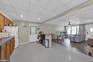 382 Ohio Ave, Shenandoah, PA 17976 - Photo 20