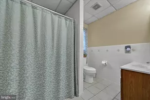 382 Ohio Ave, Shenandoah, PA 17976 - Photo 28