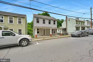 627 N Garfield Ave, Schuylkill Haven, PA 17972 - Photo 2