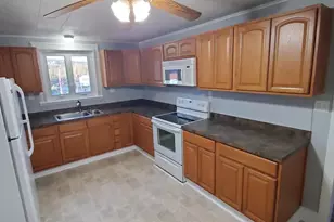 400 W Market St, Orwigsburg, PA 17961 - Photo 4