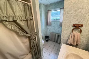 129 E Ridge St, Coaldale, PA 18218 - Photo 24