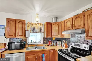 108 Hollow Rd, Ringtown, PA 17967 - Photo 6