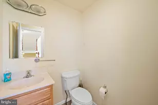 2 Pinewood Cir, Hazleton, PA 18202 - Photo 18
