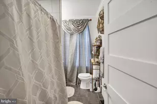 225 Fairview St, Pottsville, PA 17901 - Photo 28