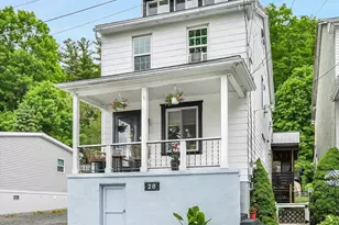 28 Shade St, Middleport, PA 17953 - Photo 4