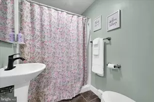 28 Shade St, Middleport, PA 17953 - Photo 24