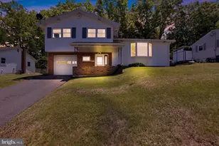 512 W Nicholas St, Frackville, PA 17931 - Photo 2
