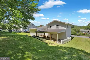 512 W Nicholas St, Frackville, PA 17931 - Photo 24