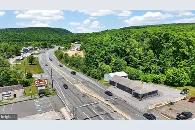 845 W Penn Pike, Tamaqua, PA 18252 - Photo 2