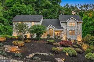 1289 Oak Terrace Ln, Pottsville, PA 17901 - Photo 1