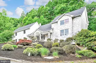 1289 Oak Terrace Ln, Pottsville, PA 17901 - Photo 8