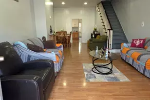 332 S Jardin, Shenandoah, PA 17976 - Photo 2