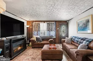 719 Lytle St, Minersville, PA 17954 - Photo 6