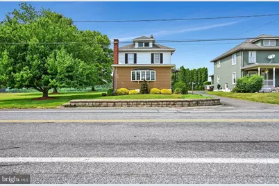 1056 E Main Street, Hegins, PA 17938 - Photo 14