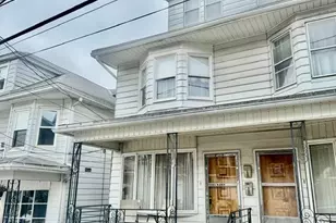 222 S Schuylkill Ave, Shenandoah, PA 17976 - Photo 6