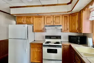 222 S Schuylkill Ave, Shenandoah, PA 17976 - Photo 14