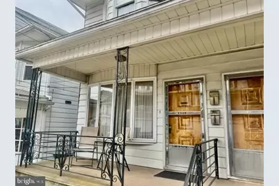 222 S Schuylkill Avenue, Shenandoah, PA 17976 - Photo 2