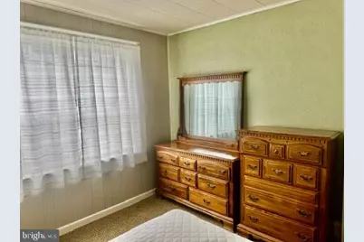 222 S Schuylkill Avenue, Shenandoah, PA 17976 - Photo 16