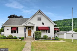 44 Meadow Dr, Schuylkill Haven, PA 17972 - Photo 6