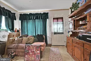 428 Laurel St, Minersville, PA 17954 - Photo 8