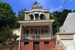 842 Water St, Pottsville, PA 17901 - Photo 1