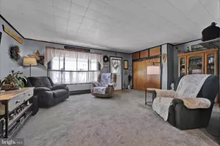 802 N 16th St, Pottsville, PA 17901 - Photo 8
