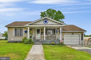 802 N 16th St, Pottsville, PA 17901 - Photo 2