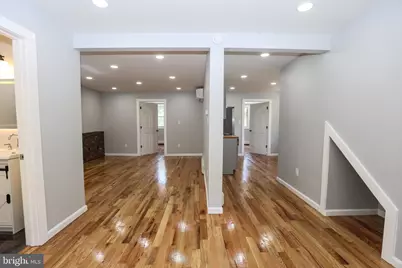 562 Peacock Street #FL 1, Pottsville, PA 17901 - Photo 6