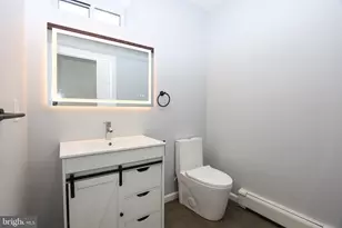 562 Peacock St, Pottsville, PA 17901 - Photo 24