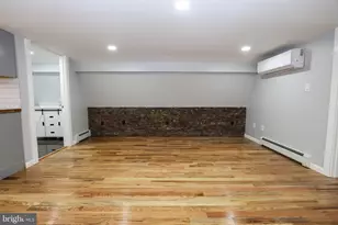 562 Peacock St, Pottsville, PA 17901 - Photo 6