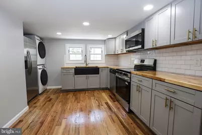 562 Peacock Street #FL 2, Pottsville, PA 17901 - Photo 8