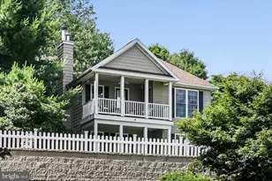 2129 Wynonah Dr, Auburn, PA 17922 - Photo 2