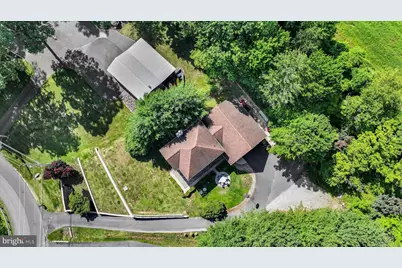 2129 Wynonah Drive, Auburn, PA 17922 - Photo 4