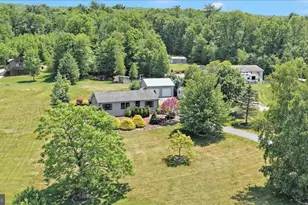 284 Blue Mountain Dr, New Ringgold, PA 17960 - Photo 6