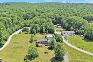284 Blue Mountain Dr, New Ringgold, PA 17960 - Photo 4