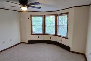 325 W Spring St, Frackville, PA 17931 - Photo 12
