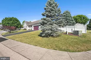 1 Midland Cove, Pine Grove, PA 17963 - Photo 2